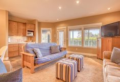 Common Space 7 Cape Cod Northwest