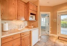 臥室 6 Cape Cod Northwest