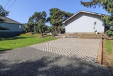 Exterior Nelscott Flat