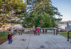 Lain-lain 7 High above the Sea