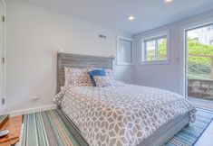 Bedroom 4 Breakwater Beach House