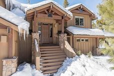 Bên ngoài Wallowa 22