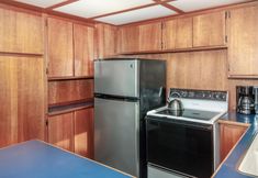 卧室 6 Above The Beach