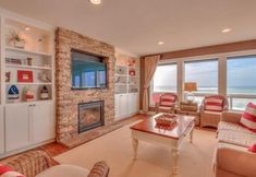 Common Space 4 Surfer's View