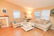 Ruang Umum Crow's Coastal Cottage