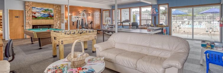 Lobi Crow's Coastal Cottage