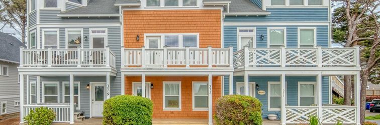 Exterior Bella Breeze