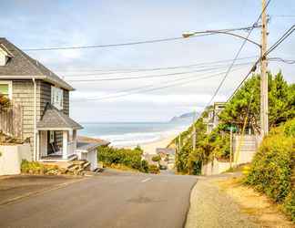 Exterior 2 Boardwalk