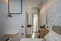 Bedroom Levantes Luxury Suites I