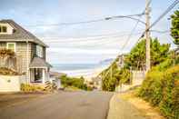 Exterior Moonstruck Beach House