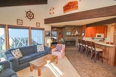 Common Space Ames House