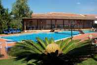 Swimming Pool Hotel La Ciaccia