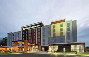 Exterior 2 Hilton Garden Inn Detroit Utica