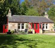 Exterior 2 Annslea Garden Cottage