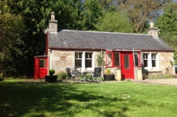 Exterior Annslea Garden Cottage