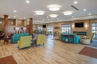 Lobby Comfort Inn & Suites Harrisonburg