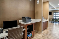 Functional Hall Comfort Inn & Suites Harrisonburg