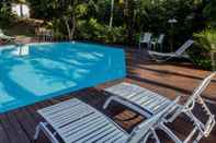 Swimming Pool Ilhabela Homestay