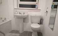 Toilet Kamar 5 Ann St Vacation Apartment, Greenock United Kingdom