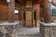 Exterior 227 North Fork Road by Summit County Mountain Retreats