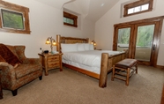 Bedroom 5 227 North Fork Road by Summit County Mountain Retreats