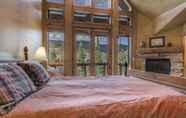 Kamar Tidur 4 Timbers by Summit County Mountain Retreats