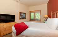 Bedroom 3 Arapahoe Lodge #8102 by Summit County Mountain Retreats