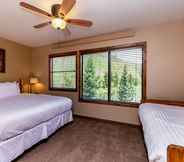 Bedroom 3 Keystone Gulch #1223 by Summit County Mountain Retreats