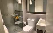 In-room Bathroom 2 RNR Rundle Mall