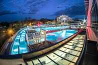 Swimming Pool Hotel Olympia