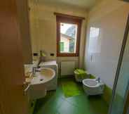 In-room Bathroom 7 Residence degli Oleandri 4B