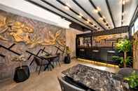 Bar, Kafe dan Lounge Confores Hotel