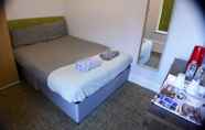 Kamar Tidur 4 Gorton Mount Hotel Manchester