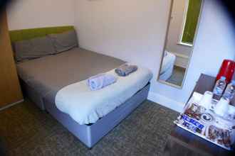 Kamar Tidur 4 Gorton Mount Hotel Manchester