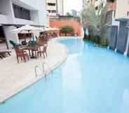 Swimming Pool 6 Hotel Village Premium