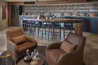 Bar, Cafe and Lounge Longitude 131