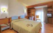Kamar Tidur 4 Settecolli Sport Hostel - Double Room 107