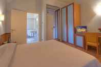 Bedroom Settecolli Sport Hostel - Triple Room 106