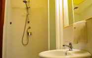 In-room Bathroom 5 Suite Glicine - Bb S Elia