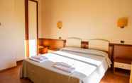 Kamar Tidur 6 Settecolli Sport Hostel - Double Room 109