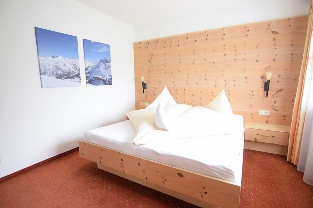 Kamar Tidur 4 Hotel Hubertus