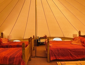 Bedroom 2 Anna-may Luxury Tent - Two Doubles