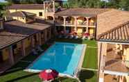 Swimming Pool 2 Hotel Le Querciolaie dei Ricci