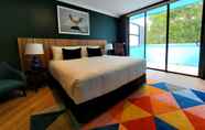 Kamar Tidur 5 The Blue Hotel Bondi