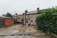 Bangunan Newly Finished House In Coventry