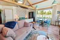 Common Space Enticing Holiday Home in Eastermar near Burgumer Mar Lake