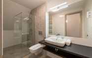 Toilet Kamar 4 Fibula Residence Hotel & Wellness**** - Adults Only
