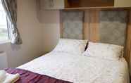 ห้องนอน 6 Luxury 2 Bedroom Caravan at Mersea Island Holiday