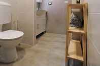 In-room Bathroom Cozy studio in Turin city center