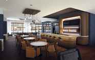 Bar, Kafe dan Lounge 5 Courtyard by Marriott Hamilton